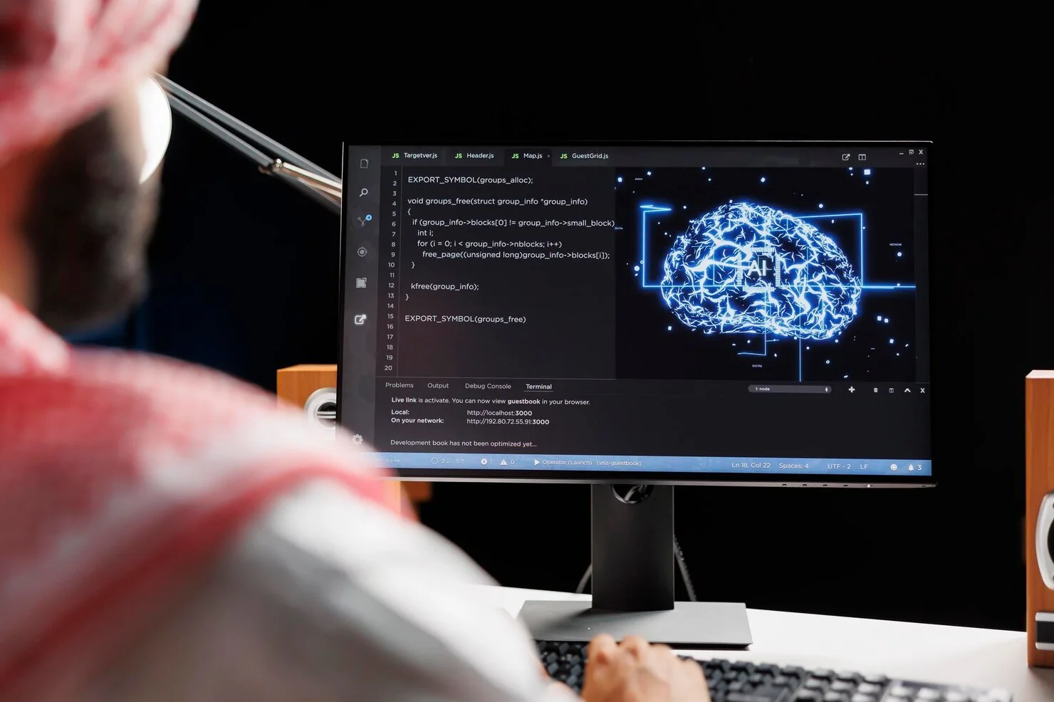 middle-eastern-cybersecurity-professional_482257-76195